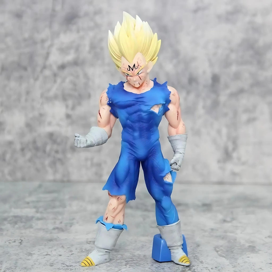 Boneco Vegeta Super Sayajin 2 | 20cm | conlecionável, acabamentos ultra realistas.