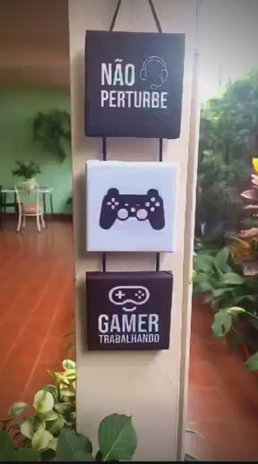 Quadro Placa Gamer Playstation Decorativo - "Não pertube, Gamer trabalhando" Os gamers piram!